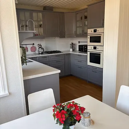 Ragkroken 5 Homestay